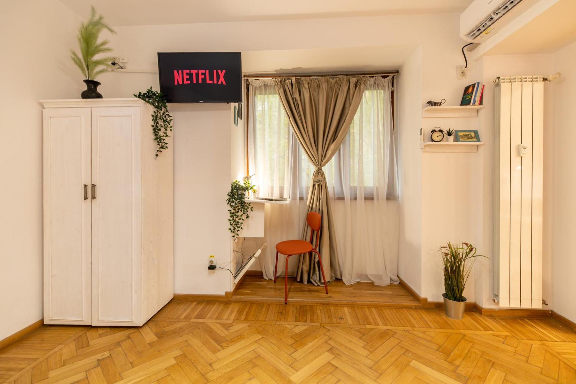 2Br Apartment At Piata Natiunilor Unite: Perfect For City Center Stays Bukarest Exteriör bild