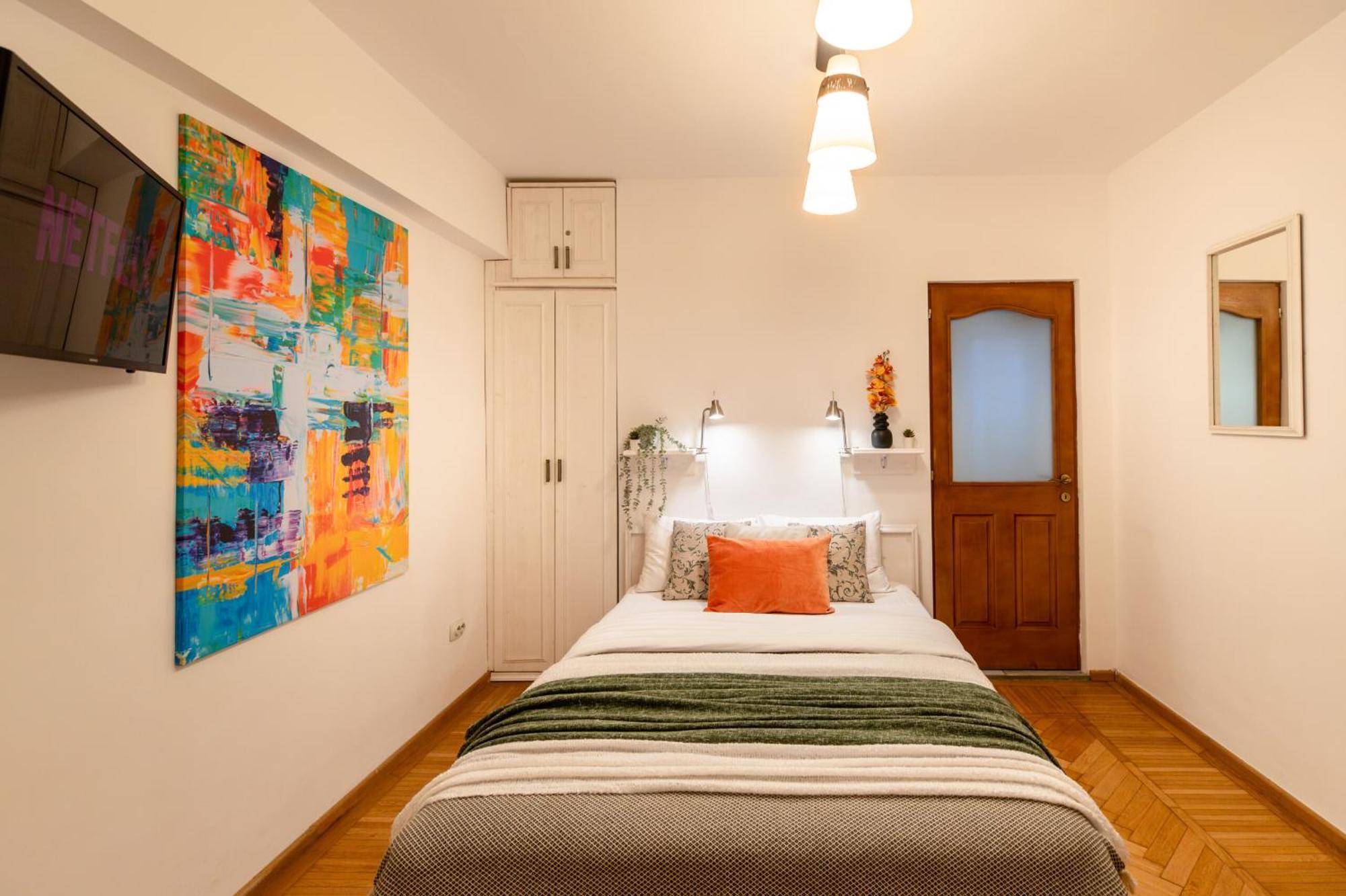 2Br Apartment At Piata Natiunilor Unite: Perfect For City Center Stays Bukarest Exteriör bild